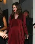 Pregnant Anne Hathaway Leaves Leonardo Dicaprios Pre Oscar Party