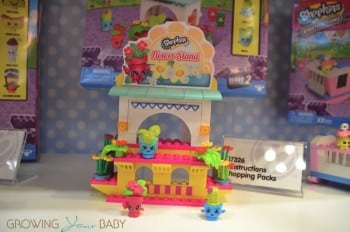 Shopkins Kinstructions Season 2 Flower Stand