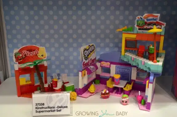 Shopkins Kinstructions Season 2 Supermarket Set