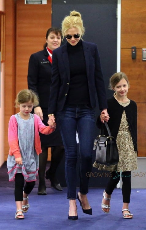 Nicole Kidman arrives in Sydney with her daughters Faith and Sunday Rose Urban