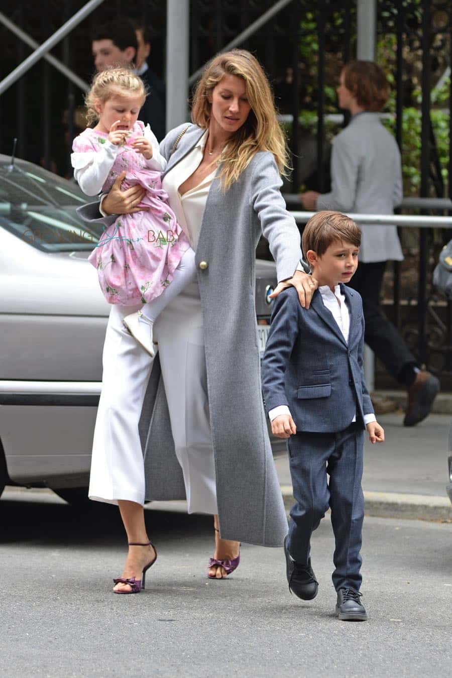 Gisele bundchen leaving the church of st thomas in nyc with kids ben