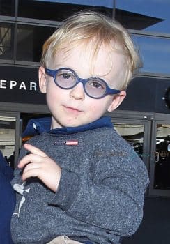 Jack Pratt at the airport with mom Anna Faris