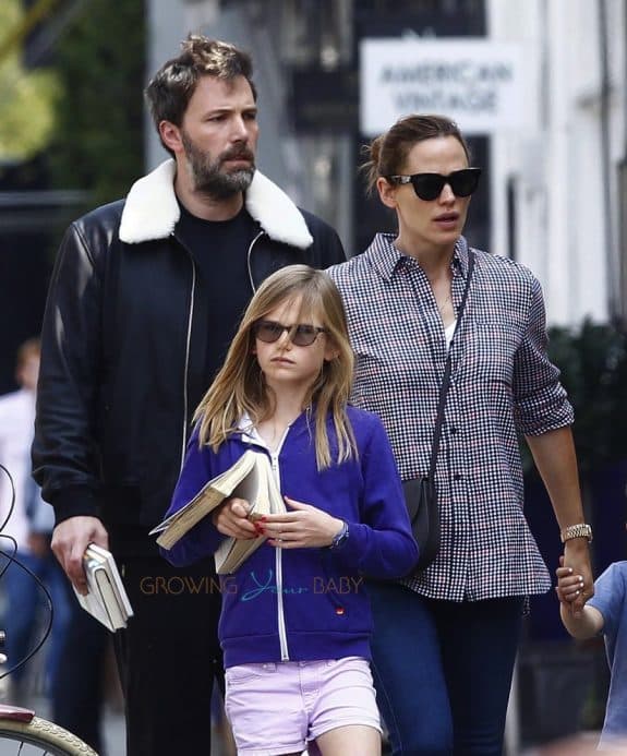 Ben Affleck and Jennifer Garner out in London with their kids Seraphina, Violet & Sam