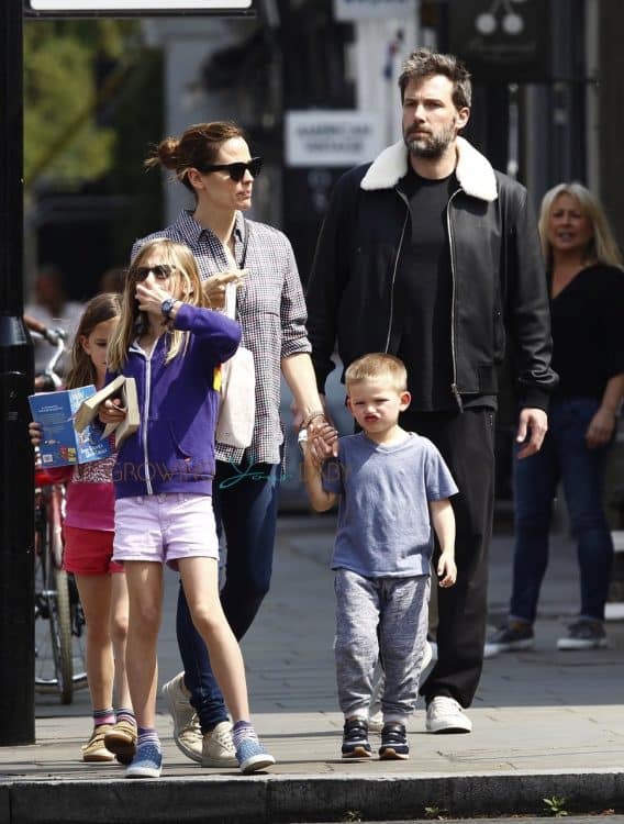 Ben Affleck and Jennifer Garner out in London with their kids Seraphina, Violet & Sam