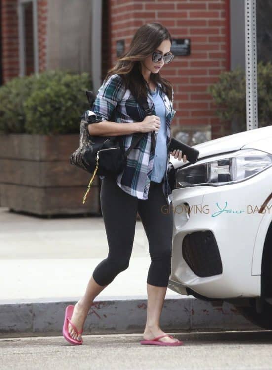 Pregnant Megan Fox Celebrates Birthday With Lunch At Cafe Gratitude