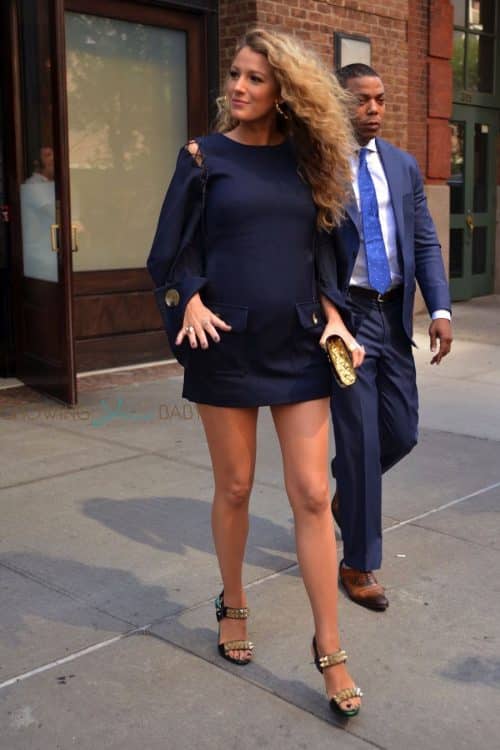 Pregnant Blake Lively steps out in NYC