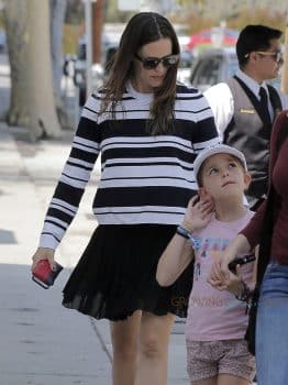 Jennifer Garner out in Santa Monica with daughter Seraphina Affleck
