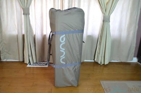 Nuna Sena Mini Playard - in travel bag