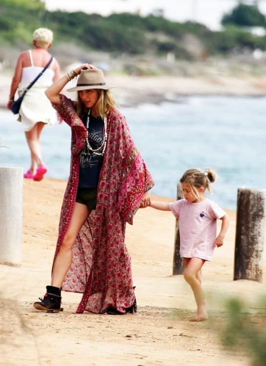 elsa pataky at the beach with daughter india