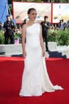 pregnant-natalie-portman-on-the-red-carpet-at-the-venice-film-festival