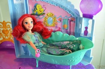 Disney princess Royal Dreams Castle 2016 - bathroom