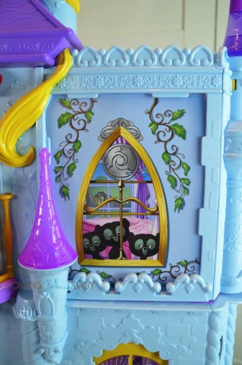 Disney princess Royal Dreams Castle 2016 - bedroom window