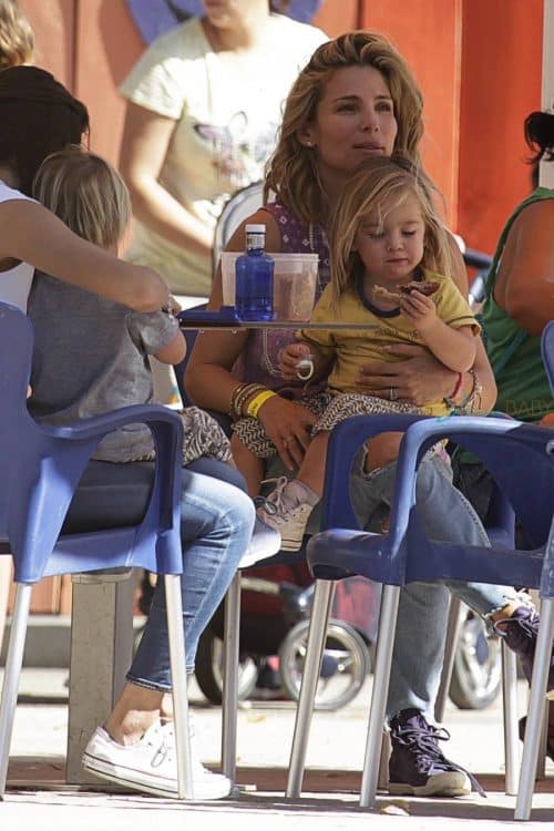 Elsa Pataky at Warner Bros Amusement Park in Spain