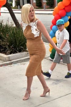 pregnant-tori-spelling-arrives-at-the-elizabeth-glaser-pediatric-aids-foundations-27th-annual-a-time-for-heroes