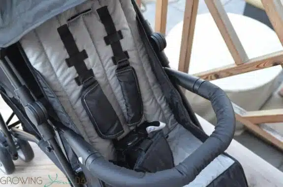 Summer Infant 3Dtwo Double Convenience Stroller - front seat