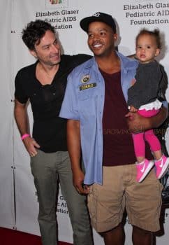 zach-braff-and-donald-faison-at-the-elizabeth-glaser-pediatric-aids-foundations-27th-annual-a-time-for-heroes-family-festival