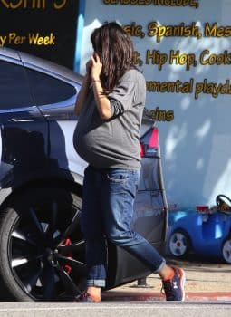 A Very Pregnant Mila Kunis steps out in LA - November 2016