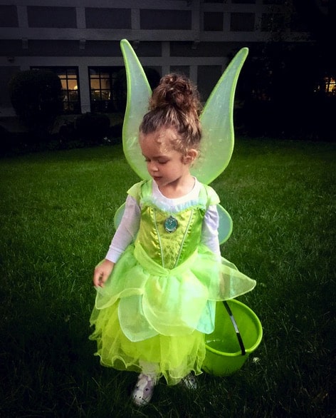 Alyssa Milano's daughter Elizabella out for Halloween 2016