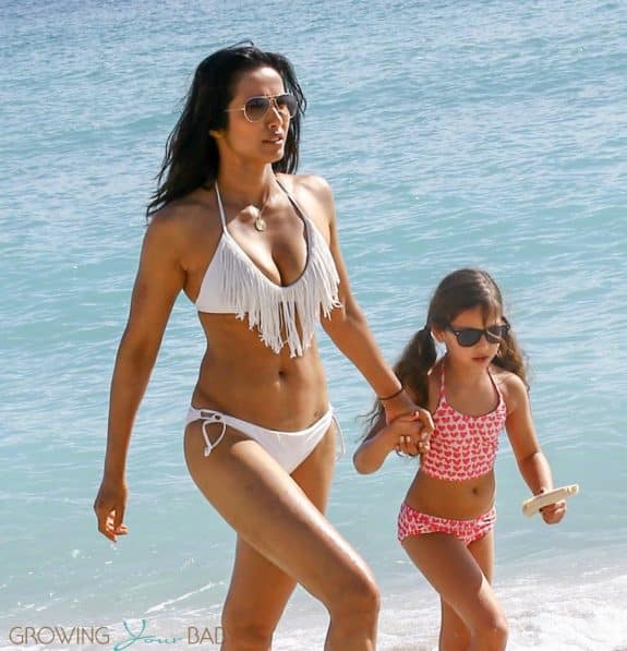 Padma Lakshmi & Her Daughter Krishna Dell Enjoy A Beach Day In Miami