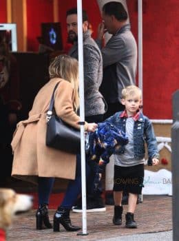 Hilary Duff & Mike Comrie Take Their Son To The Santa House