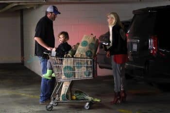 Gwen Stefani and Blake Shelton grocery shop with son Apollo Rossdale