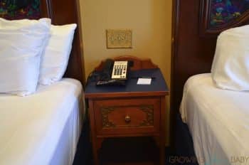 WDW Port Orleans Riverside Royal Room - nightstand
