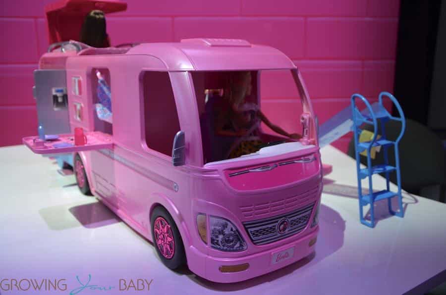 barbie dream camper 2017