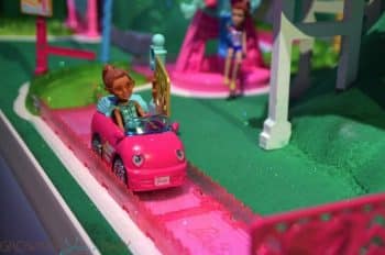 Barbie on-the-go car 2017