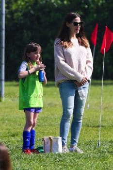 Jennifer Garner at soccer practice with daughter Seraphina