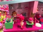 Shopkins Happy Places Mansion - kitchen