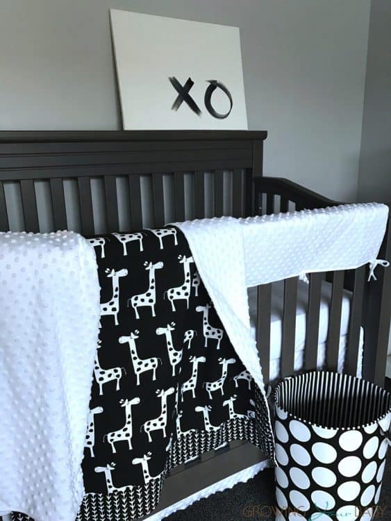 Sweet Kyla Black and white modern nursery collection, groovy giraffe