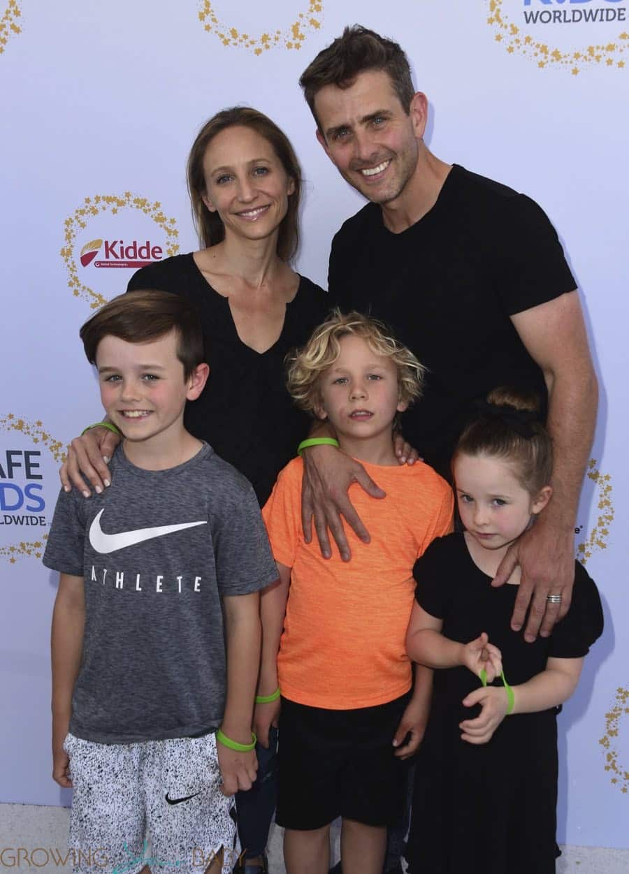 Joey McIntyre, Barrett Williams, Rhys McIntyre, Kira McIntyre, Griffin McIntyre At Safe Kids Day 2017