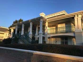 Port Orleans Riverside Resort - classic southern charm buildings
