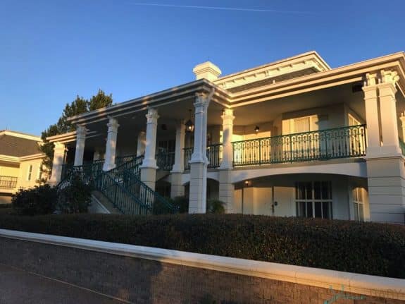 Port Orleans Riverside Resort - classic southern charm buildings