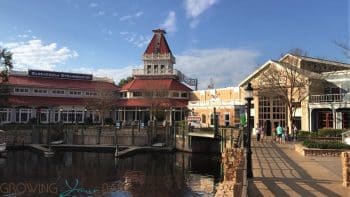 Port Orleans Riverside Resort - sassagoula steamboat co