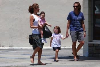 Eva Mendes and her sister, Janet, take the little ones, Amada and Esmeralda, shopping on Saturday