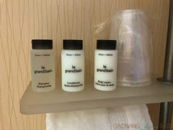 Sheraton Downtown Montreal - toiletries