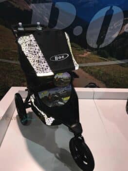 BOB-Revolution-Flex-Stroller-with-new-reflective-pattern-on-the-canopy.