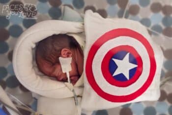 Baby-Camden-with-Avengers-costume-NICU-Saint-Luke’s-Hospital-Kansas-City-March-of-Dime