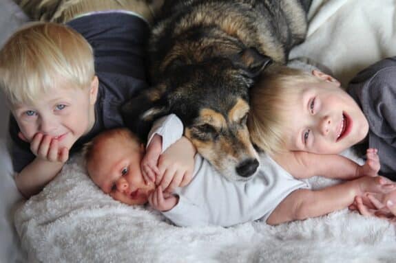 Dogs-May-Protect-Against-Childhood-Eczema-and-asthma