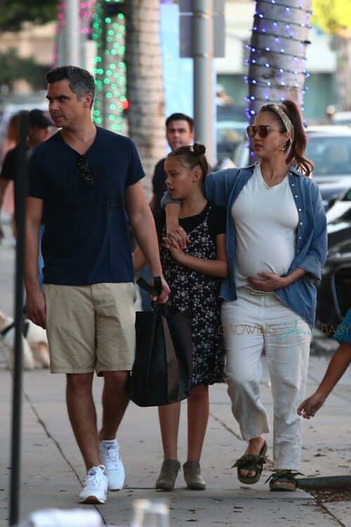 Pregnant Jessica Alba shops on black Friday with husband Cash Warren and their two girls Honor and Haven