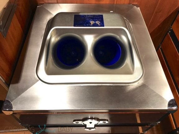 Disney Dream Oceaneer Club - hand washing station