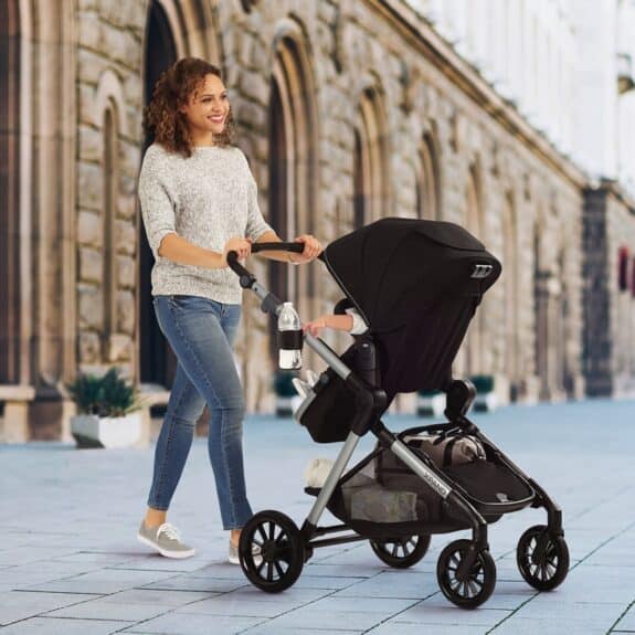 Evenflo Pivot Xpand Travel System