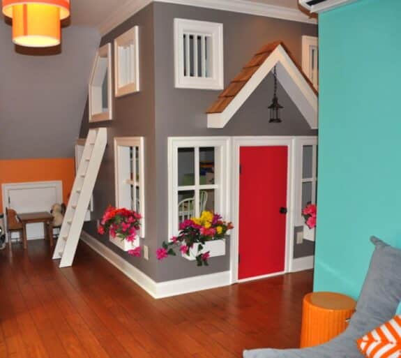 2 story outdoor playhouse