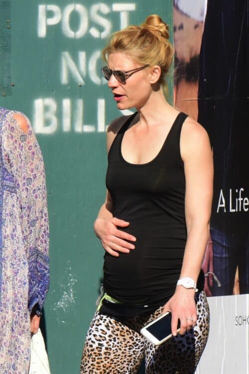 Pregnant Claire Danes out in NYC