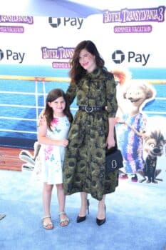 Kathryn Hahn with daughter Mae at the premiere of Hotel Transylvania 3 Summer Vacation
