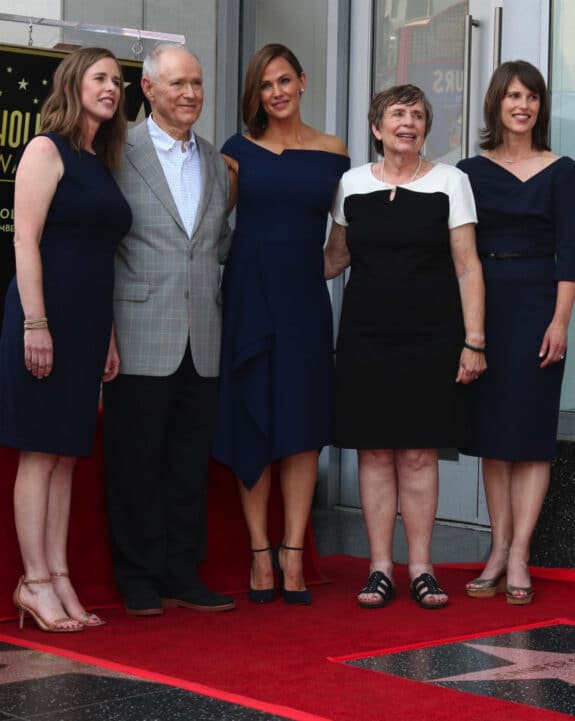 Jennifer Garner with her parents and sisters at Hollywood Walk of Fame Ceremony