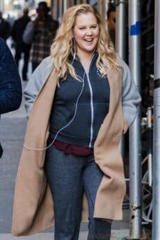 Pregnant Amy Schumer walks through NYC after photoshoot