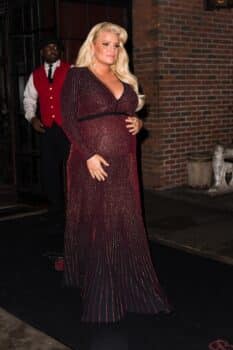 Pregnant Jessica Simpson arriving at 25th Annual FFANY Shoes On Sale Gala