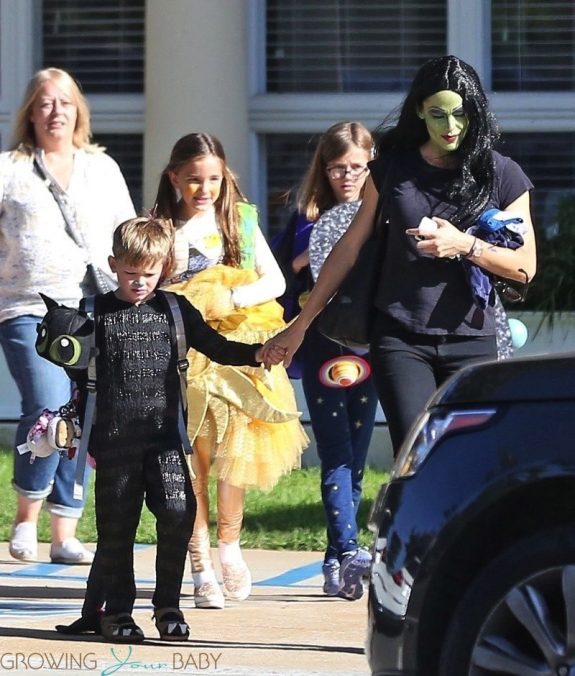 Actress Jennifer Garner gets in the Halloween spirit as she picks up her kids from school in Santa Monica